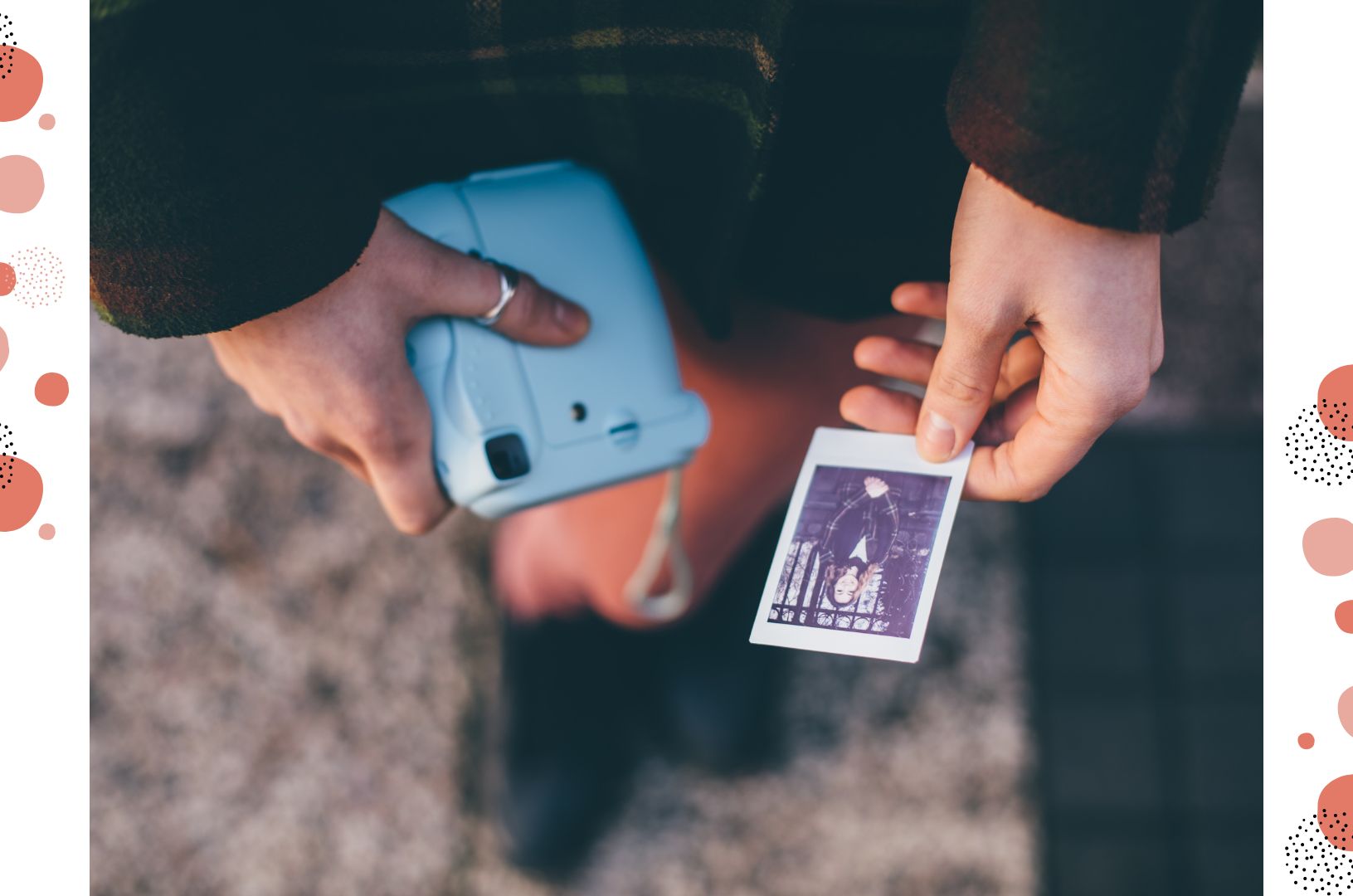 Instant Camera